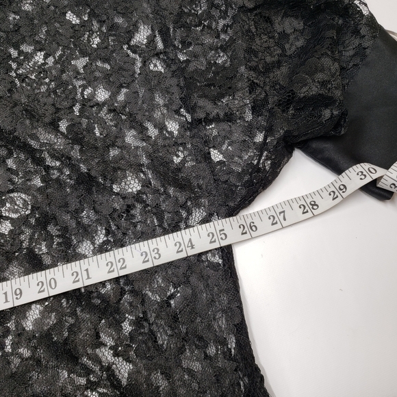 Vintage Victoria's Secret Lace Robe Satin Trim O/S Black Self Tie Belt Women's - Picture 11 of 15